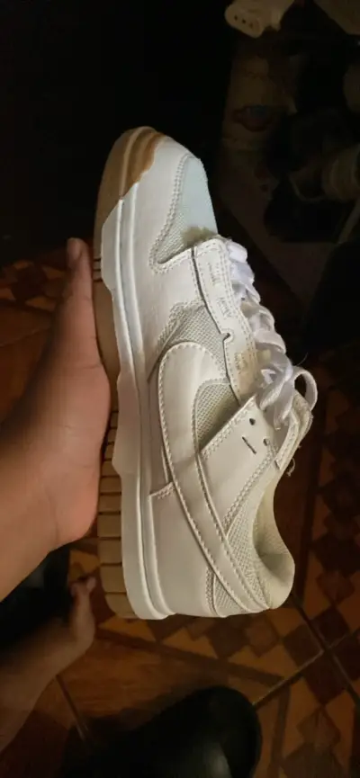 Zapatillas blancas deportivas - miniatura 4