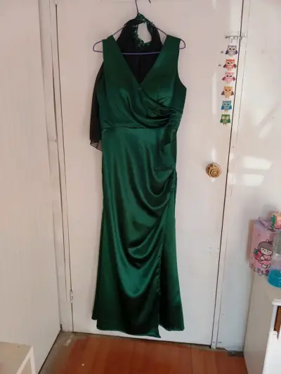 Vestido largo verde elegante - miniatura 2