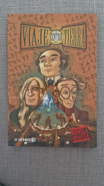 Novela gráfica Viaje al Centro de la Tierra - miniatura 1