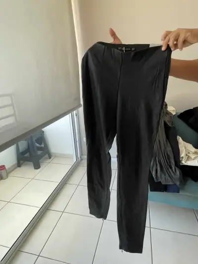 Pantalones negros de mujer - miniatura 1
