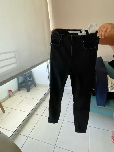 Pantalones negros de mujer - miniatura 5