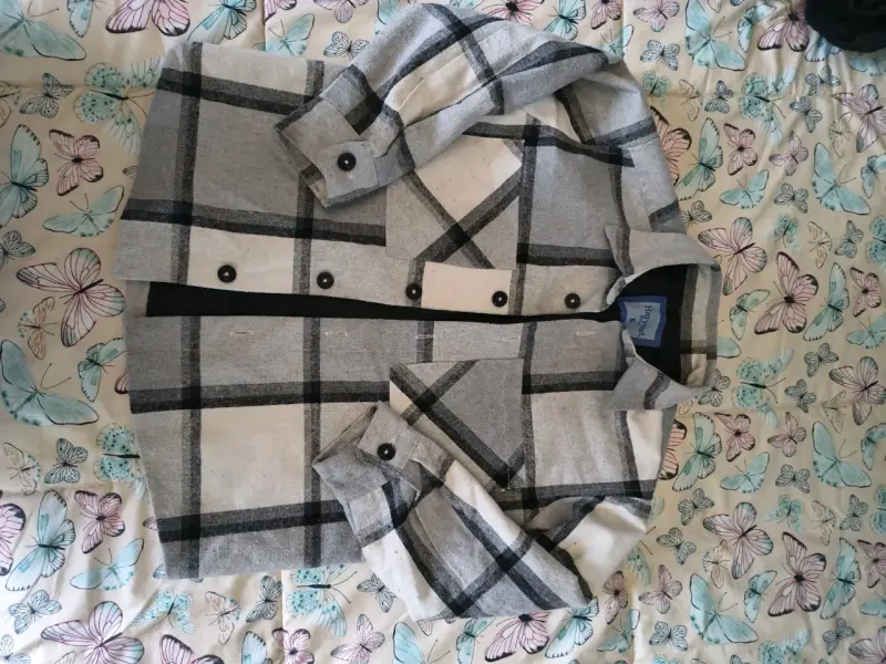Chaqueta escocesa gris y negra - 1