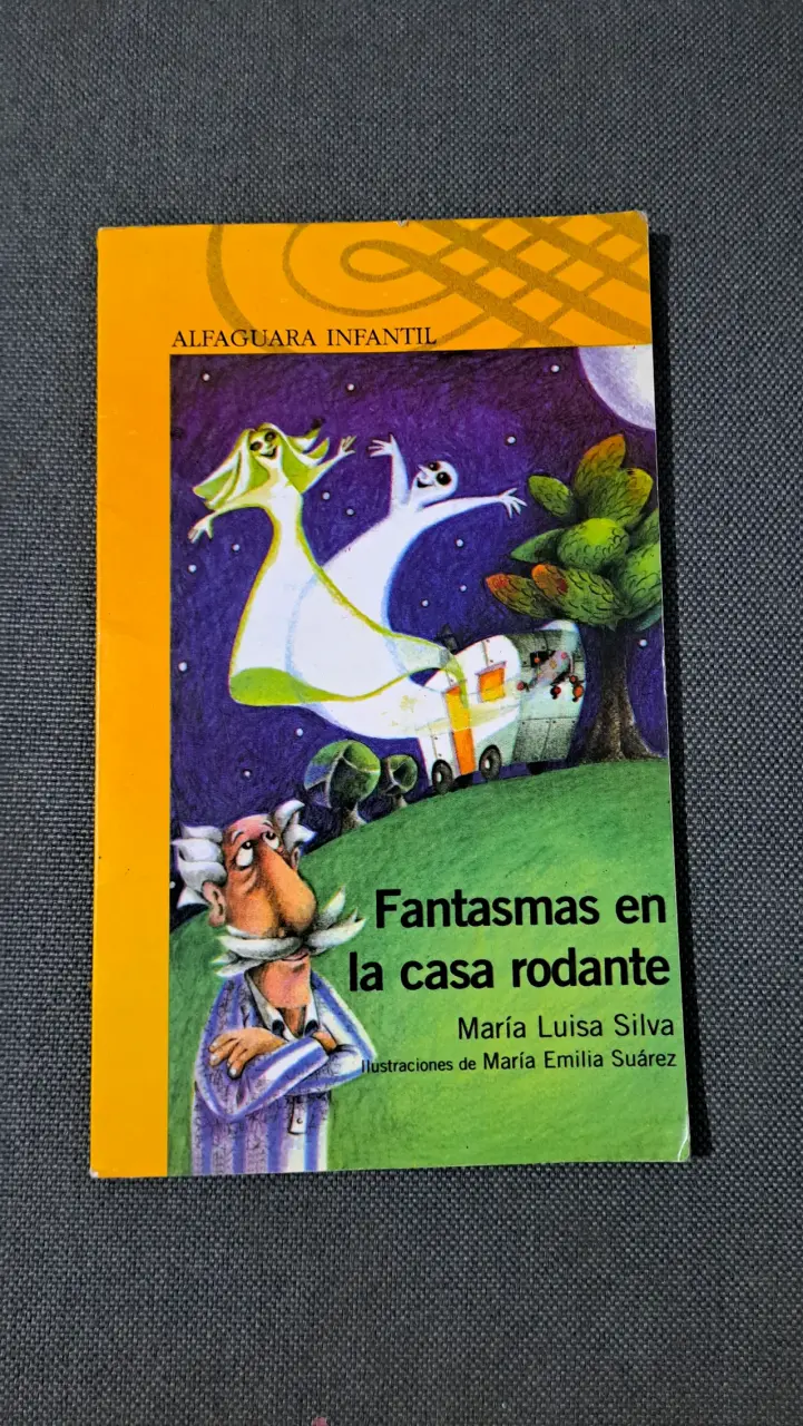 Libro 'Fantasmas en la casa rodante' - 1