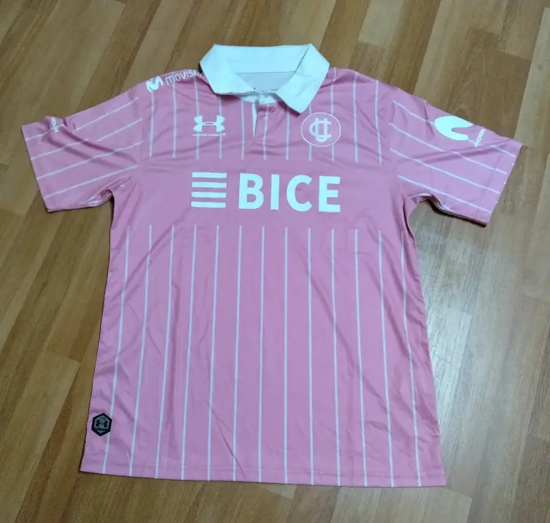 Camiseta Universidad Católica 2022