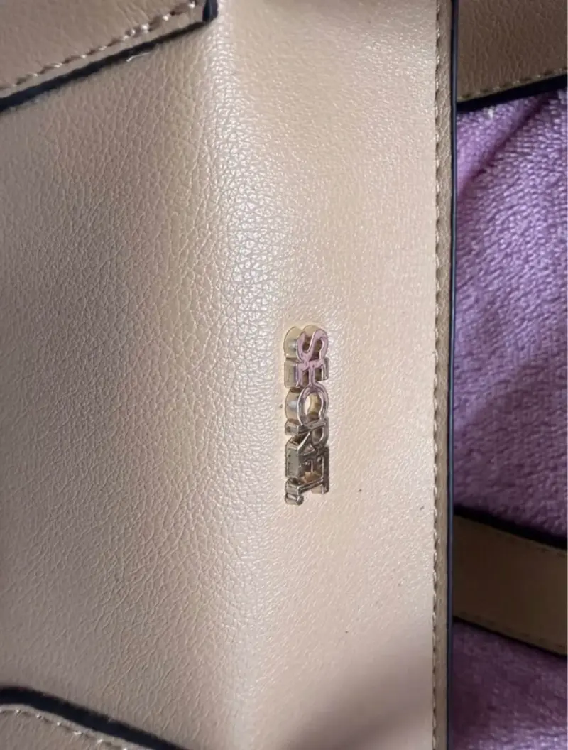 Cartera beige elegante - 1