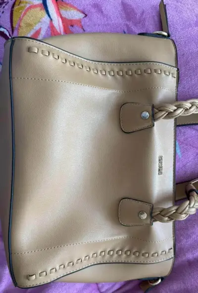 Cartera beige elegante - miniatura 3