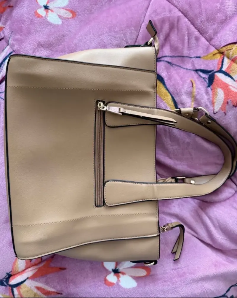 Cartera beige elegante - 4