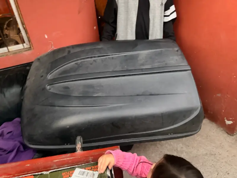 Baúl portaequipajes negro para auto