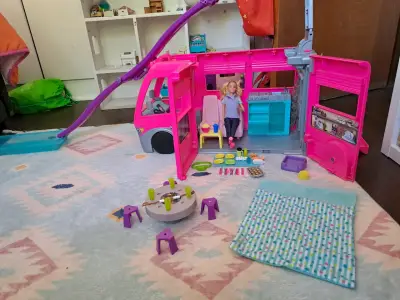 Camper de los Sueños Barbie - miniatura 4