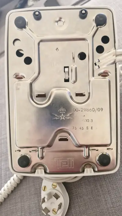 Teléfono rotativo blanco vintage - miniatura 3