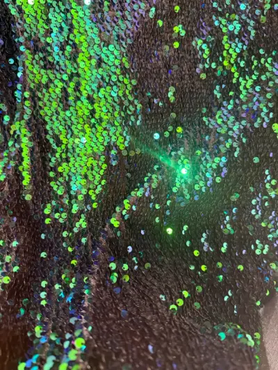 Vestido corto de lentejuelas verde - miniatura 4