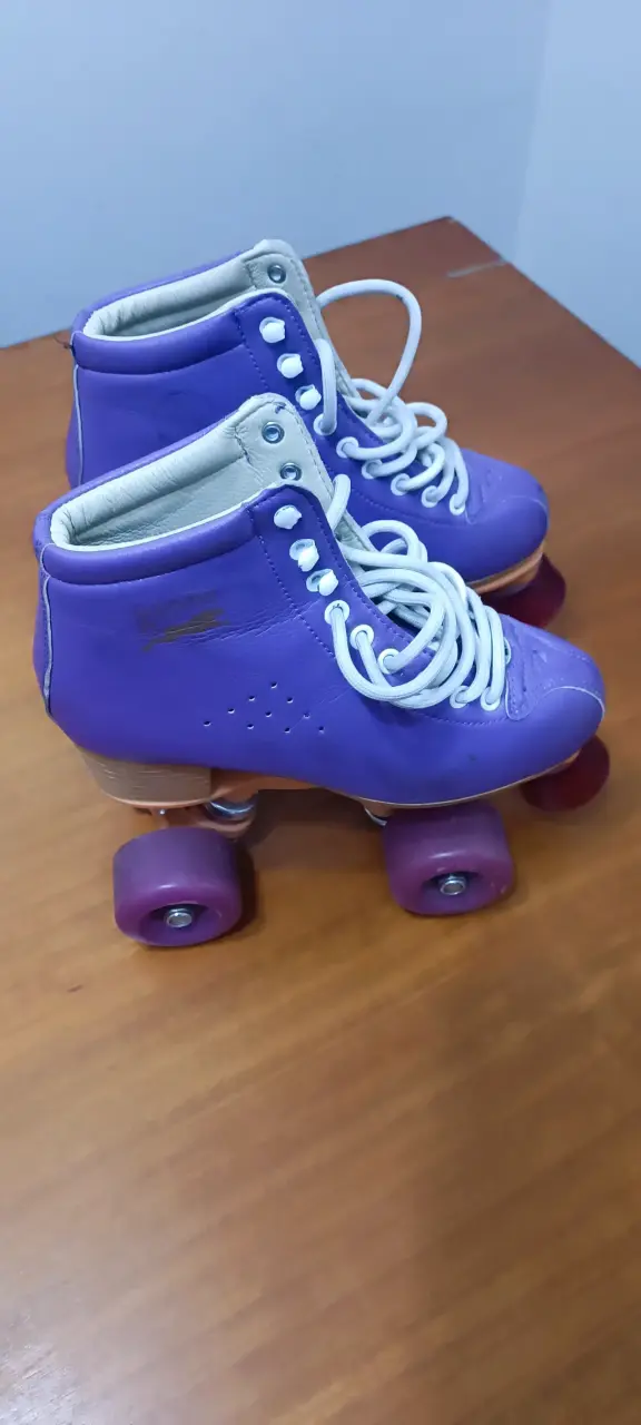 Patines morados talla 33 - 3