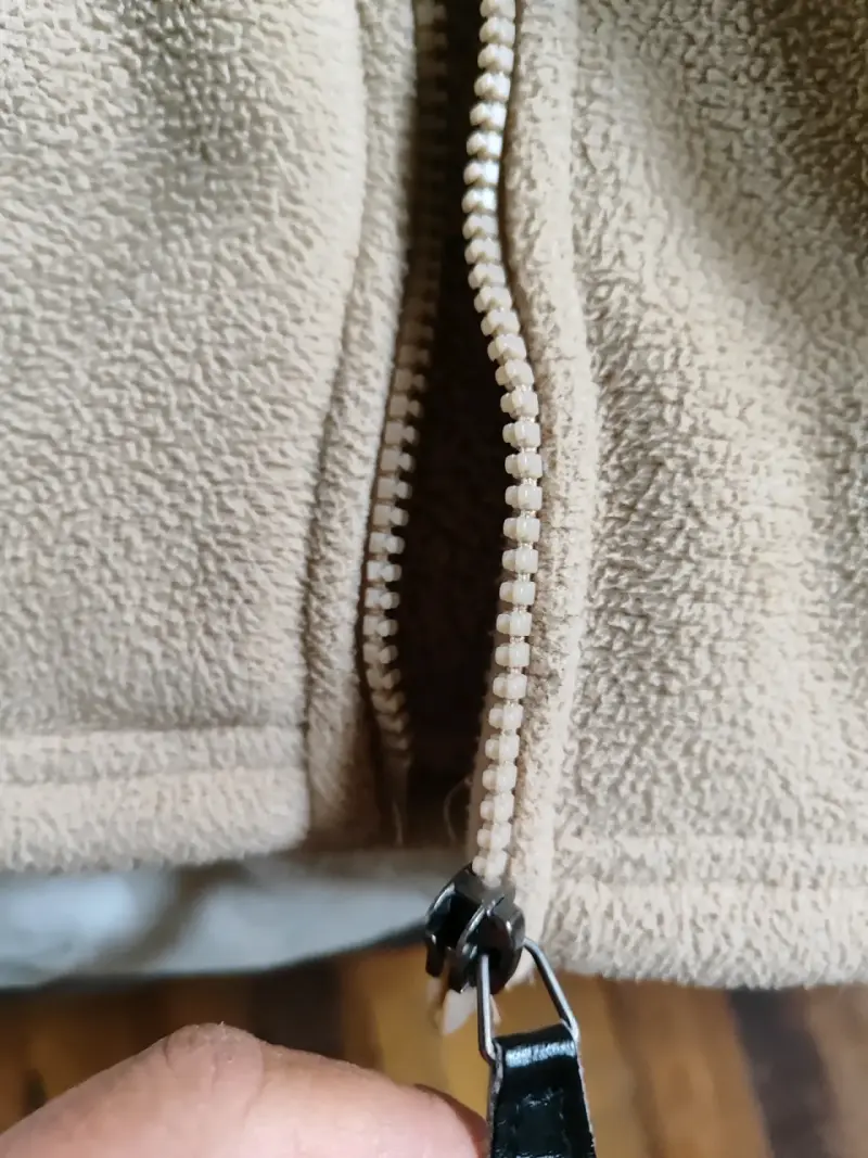 Chaqueta polar beige con capucha - 3