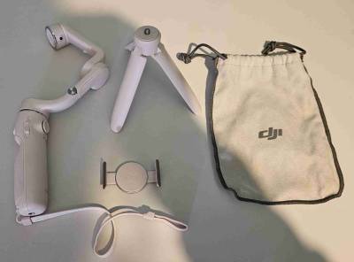 Estabilizador DJI OM5 blanco - miniatura 2
