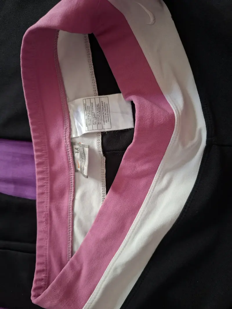 Pantalones deportivos negro y rosa - 4