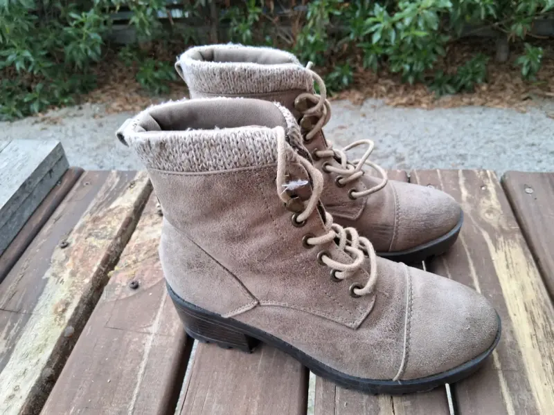 Botas de cuero sintetico beige - 2