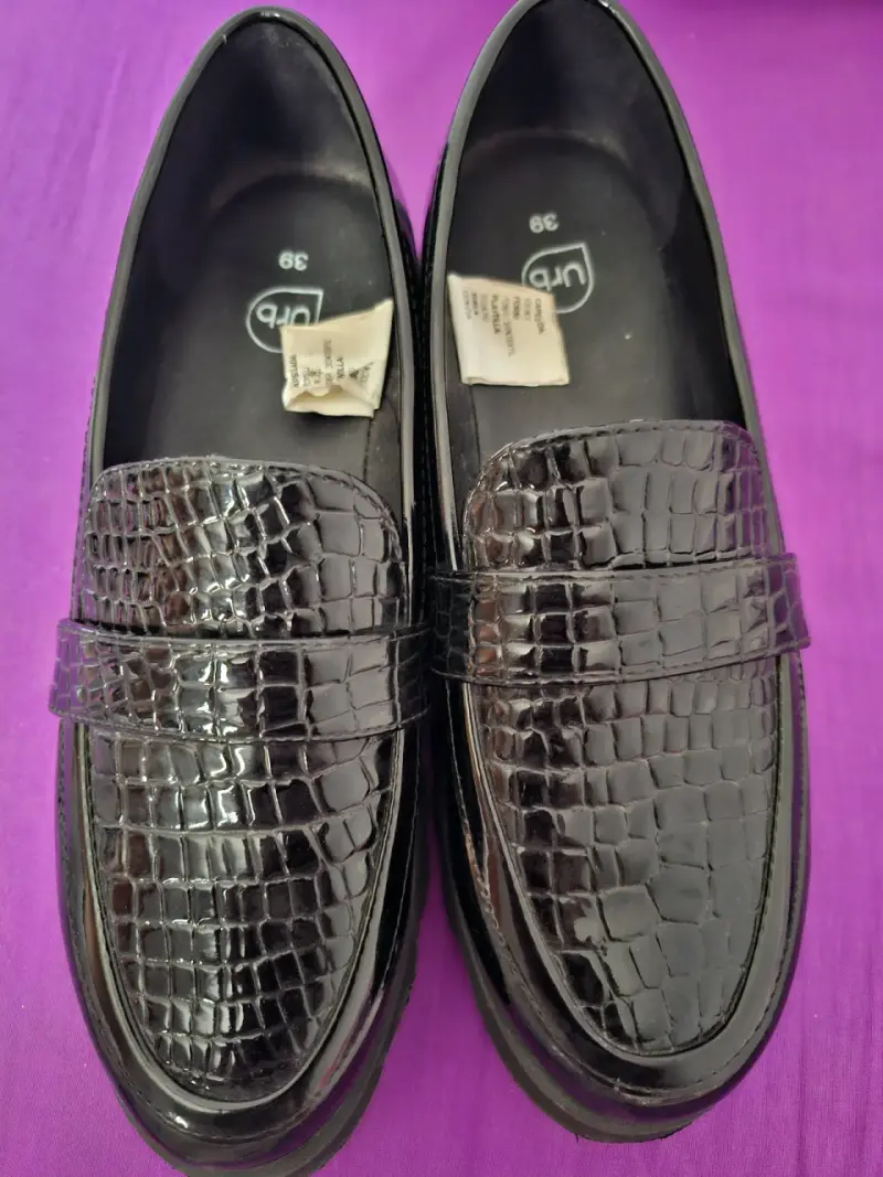 Zapatos estilo mocasín negro - 2