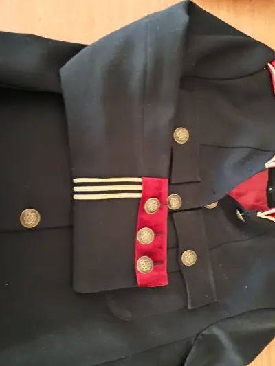 Chaqueta Marquis de mujer con hermosos detalles - miniatura 5
