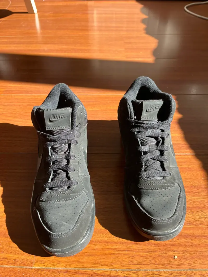 Zapatillas negras Nike altas - 2
