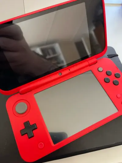 2ds Pokeboll - miniatura 2