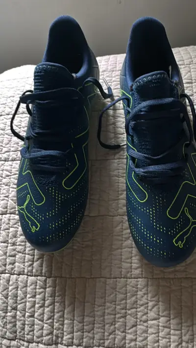 Zapatos deportivos azules con logo - miniatura 4