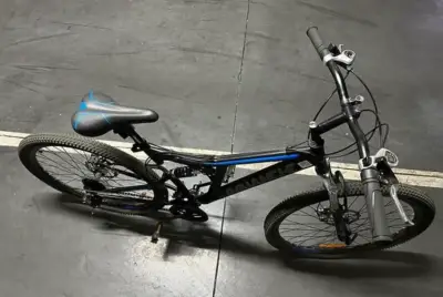 Bicicleta Avalanche negra - miniatura 5