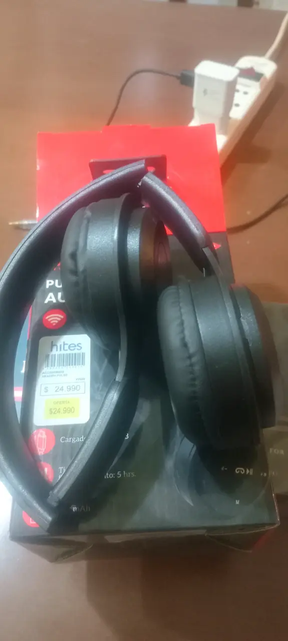 Audífonos inalámbricos negros
