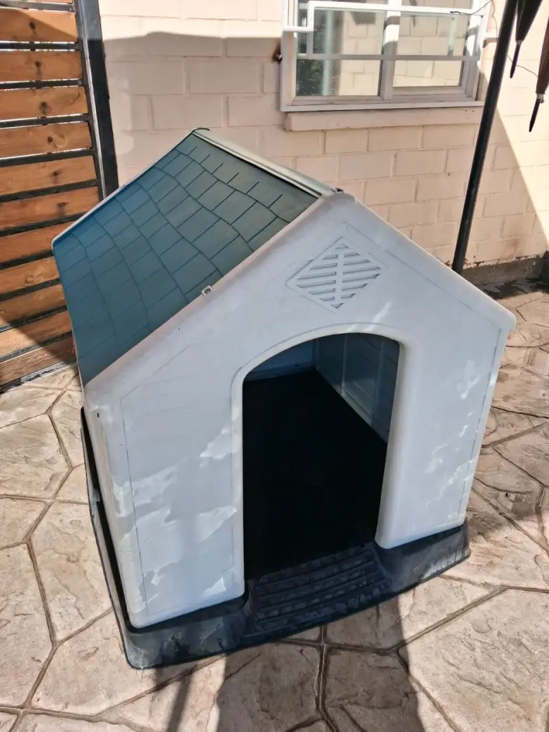 Casa de perro plástica para raza grande - 3