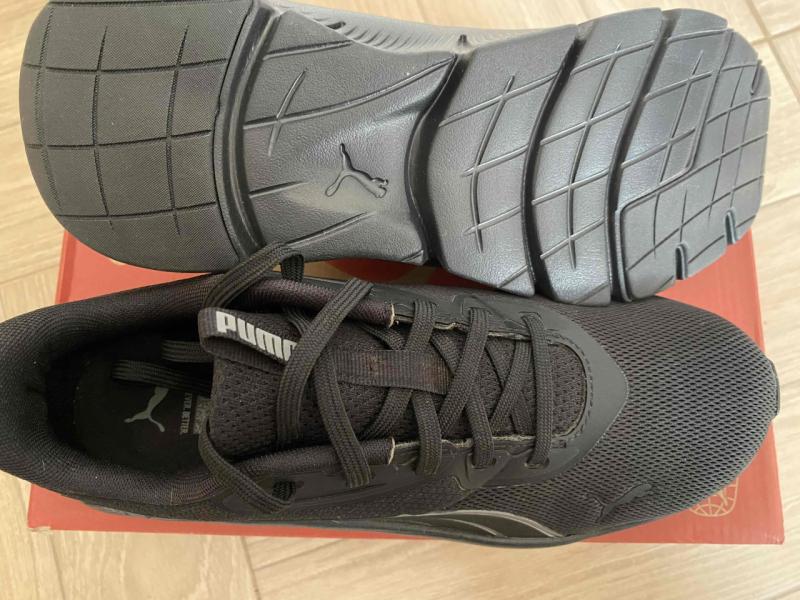 Zapatillas deportivas Puma negras - 2