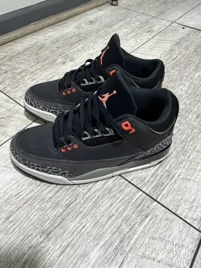 Zapatillas Jordan 3 fear pack talla 38 - miniatura 1