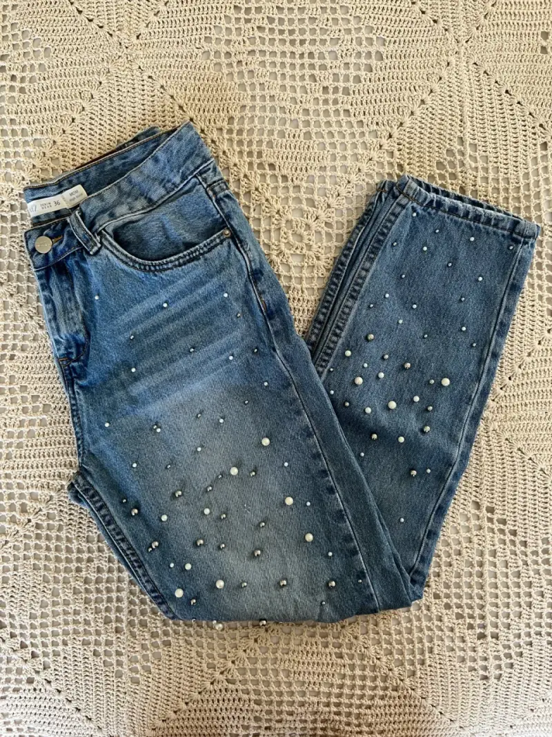 Alaniz Blue Jeans