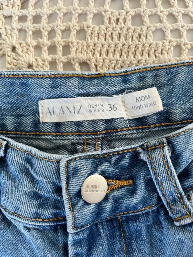 Alaniz Blue Jeans - 3