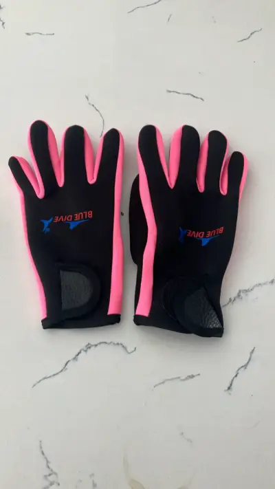 Guantes de surf negros con detalles rosas - miniatura 2