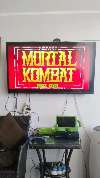 Consola Sega Genesis AtGames - miniatura 2