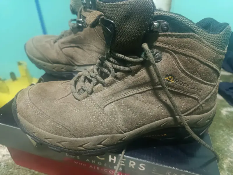 Botas trekking marrón usadas - 2