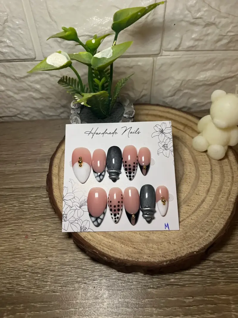 Uñas postizas decorativas