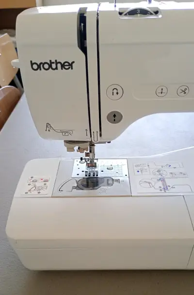 Máquina de coser Brother Innov-is - miniatura 4