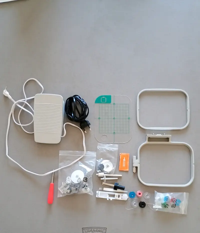 Máquina de coser Brother Innov-is - 6