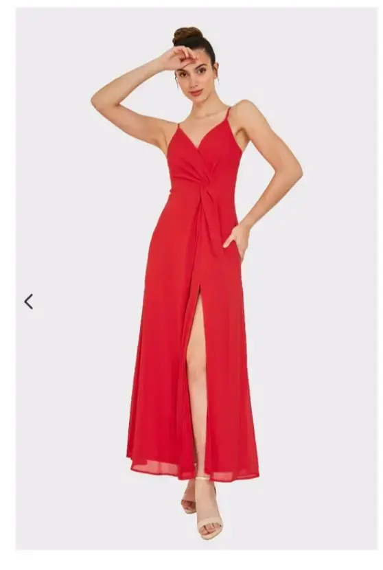 Vestido largo rojo elegante