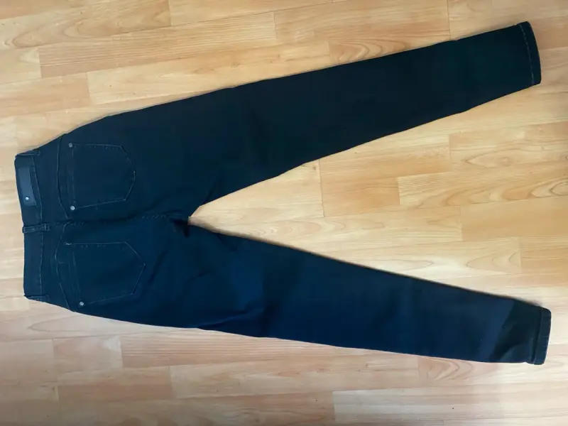 Jeans negros para mujer - 2