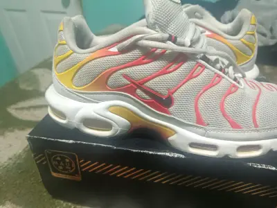 Zapatillas deportivas blancas - miniatura 2