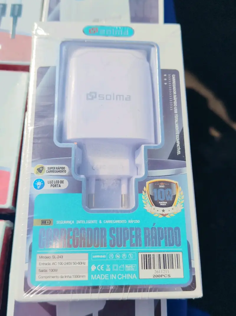 Cargador super rápido USB
