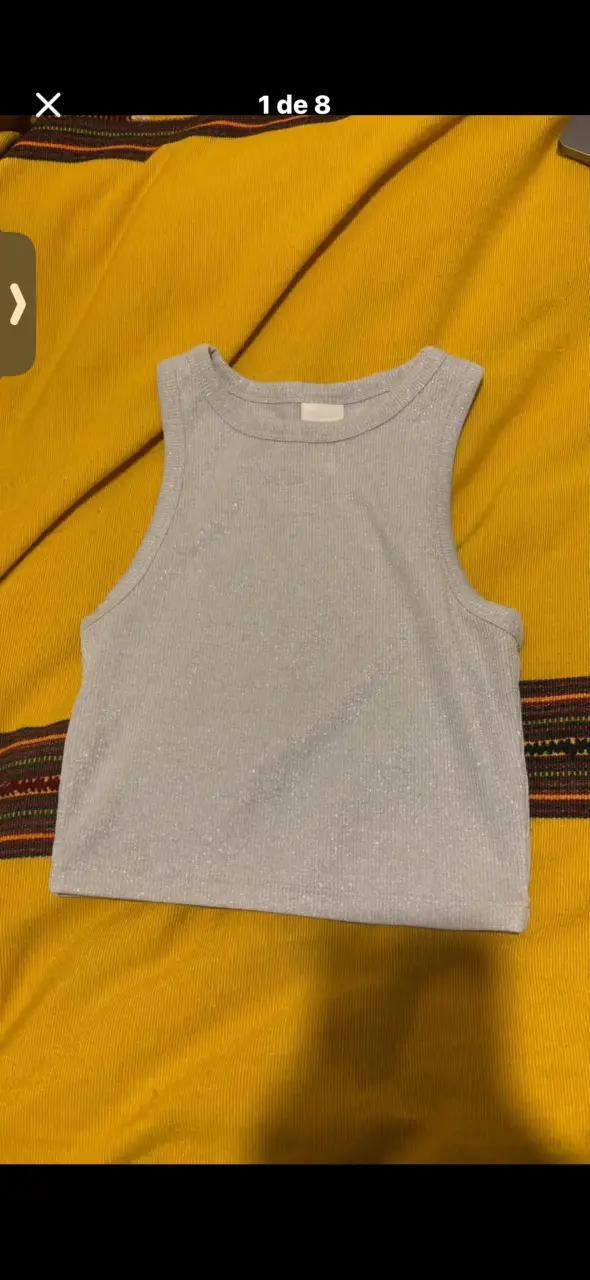 Top sin mangas brillo gris