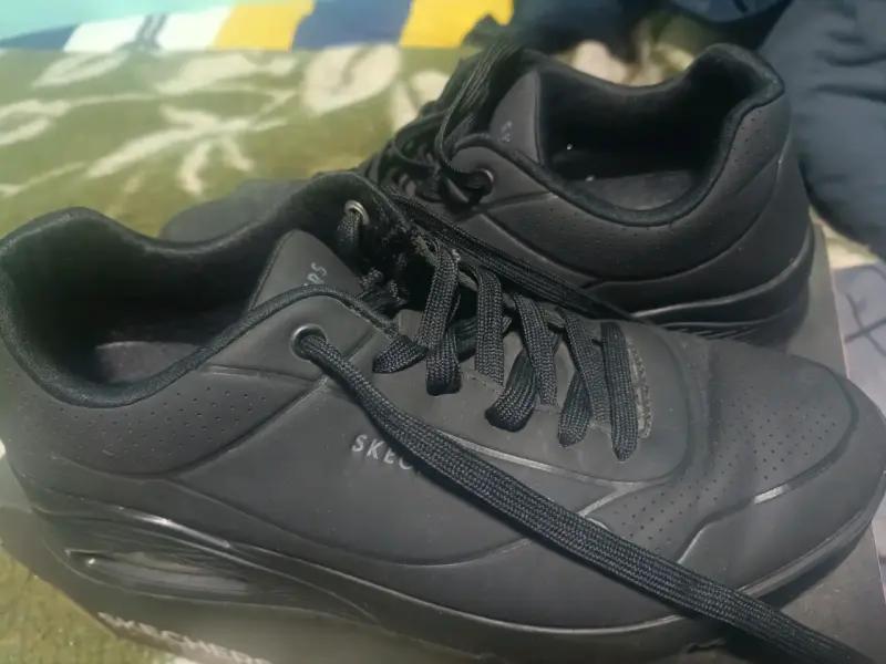 Zapatillas negras Skechers - 2