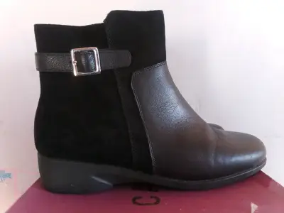 Botines carrano negros de cuero - miniatura 2