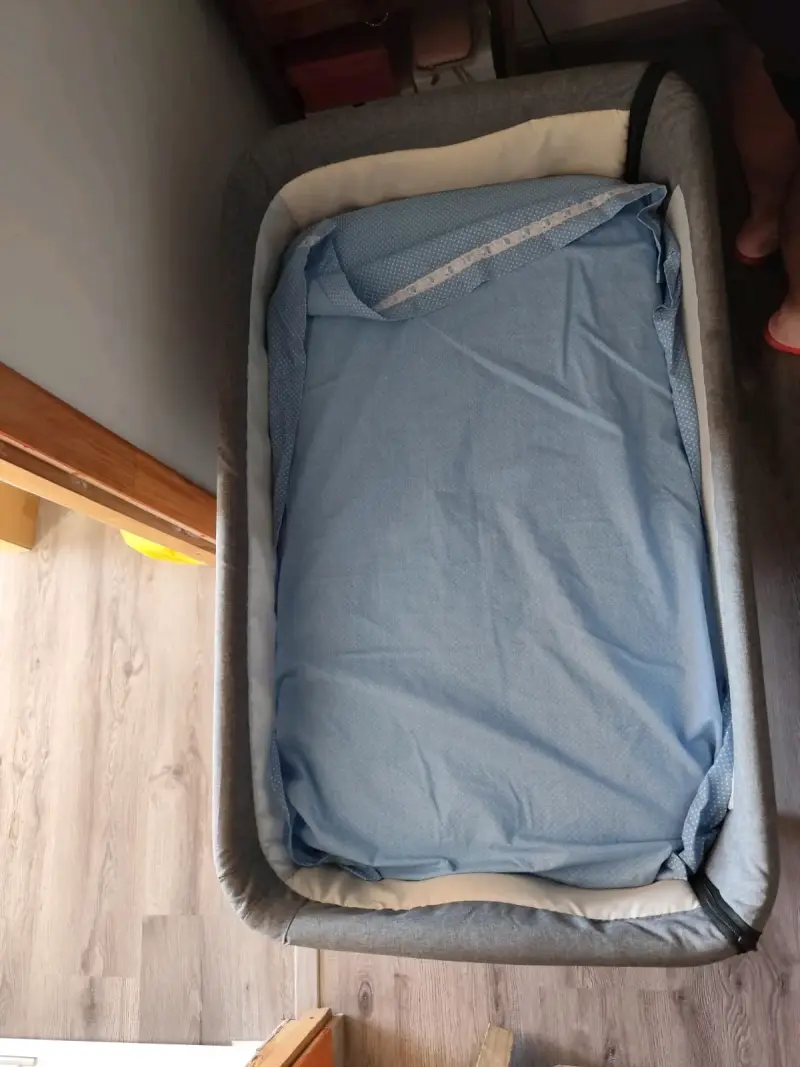 Cuna colecho gris y azul