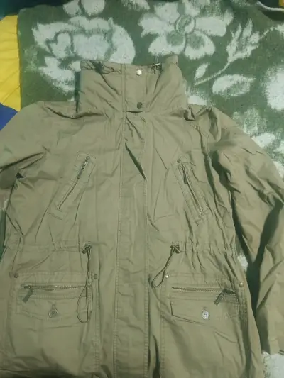 Parka beige con capucha - miniatura 5