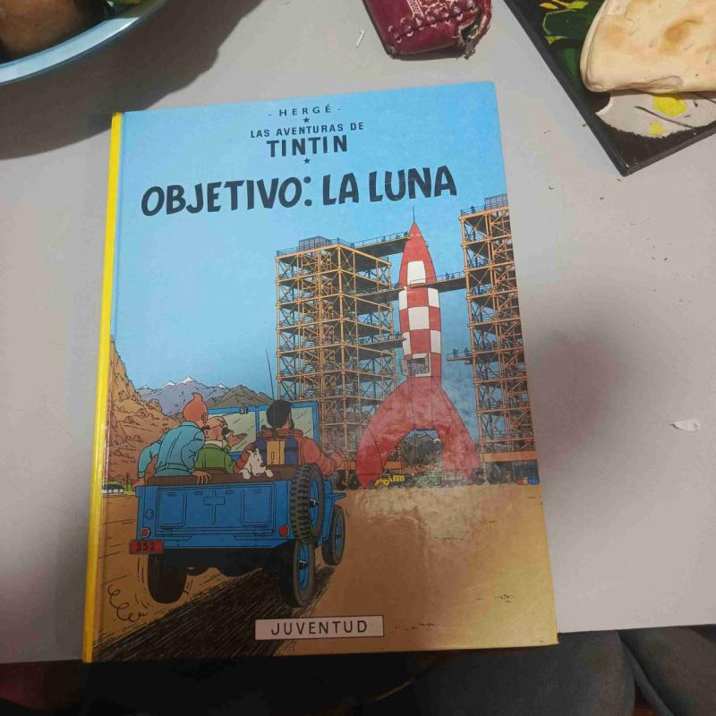 Comic Tintín Objetivo: La Luna
