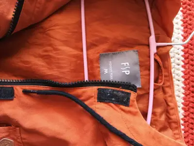 Parka naranja con capucha - miniatura 5