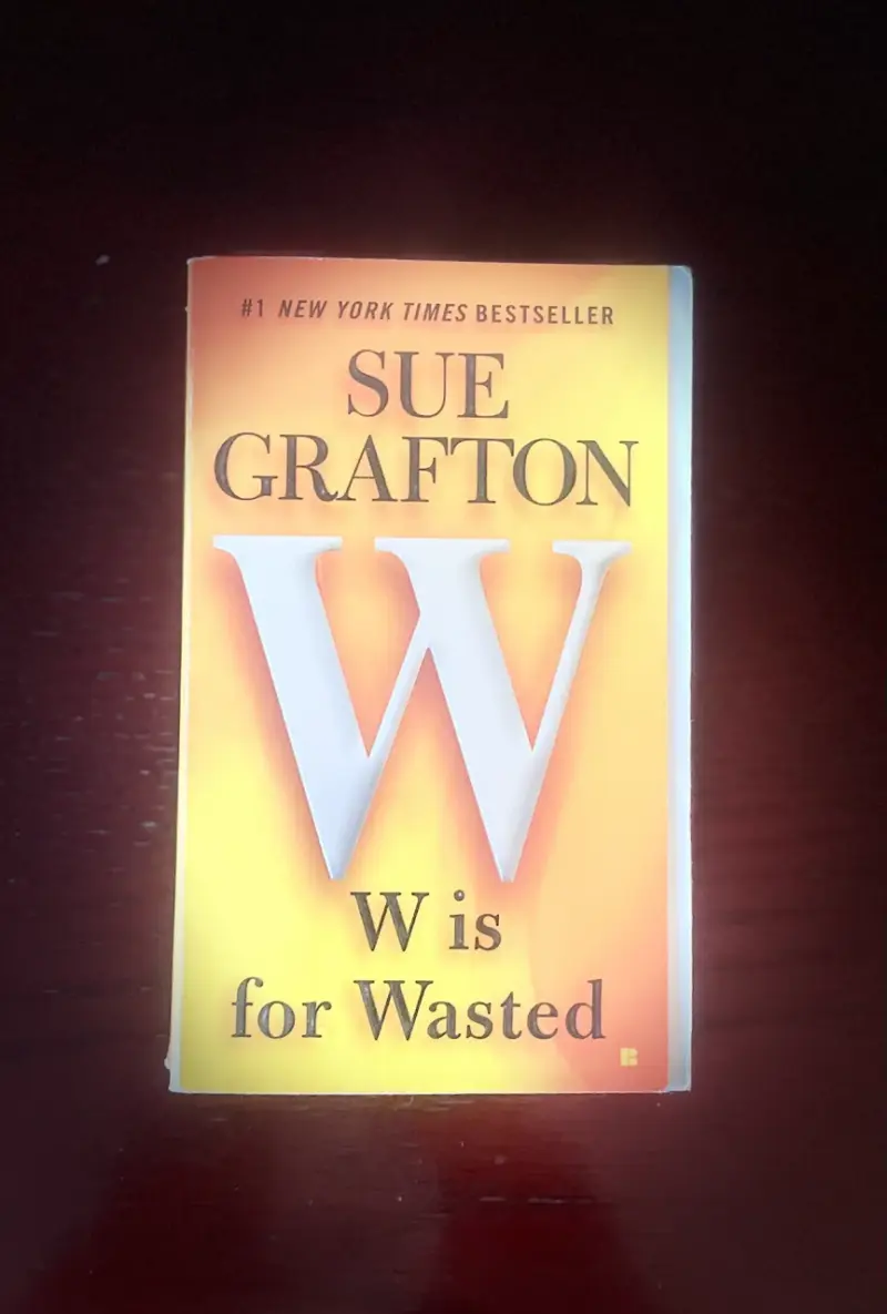 Libros Sue Grafton W y T en Inglés - 2